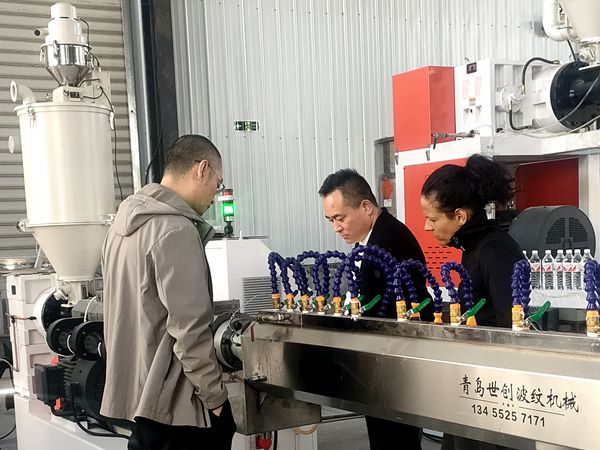 TPU内胎设备-重新定义自行车内胎的轻量化革命